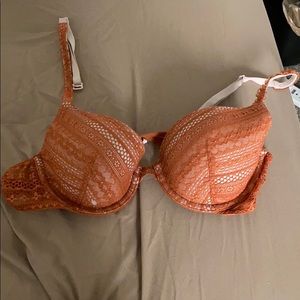 Victoria’s Secret push up bra